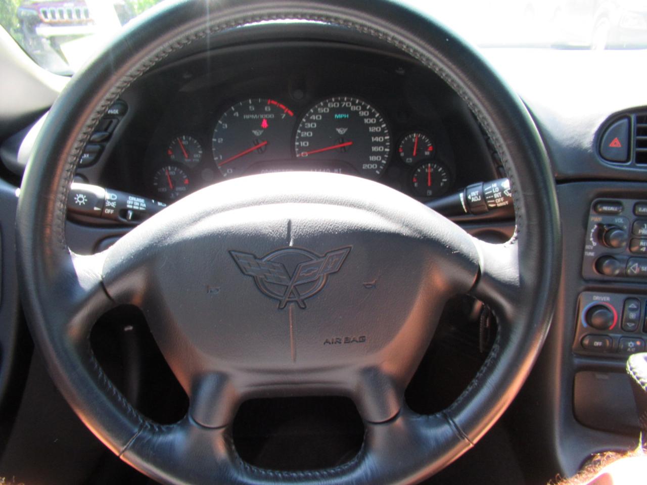 Chevrolet Corvette Coupe 2001