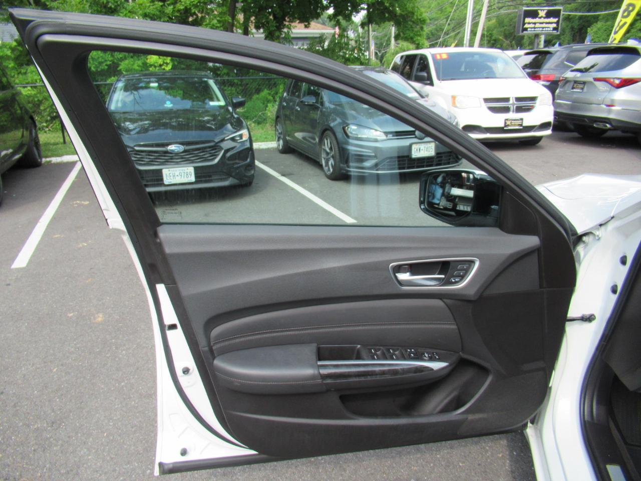 Acura TLX Base 2.4L 2020