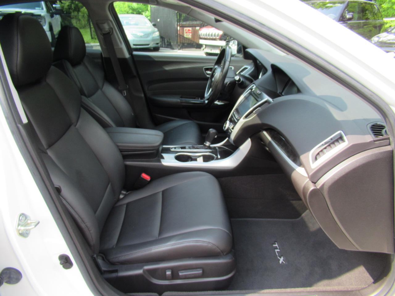 Acura TLX Base 2.4L 2020