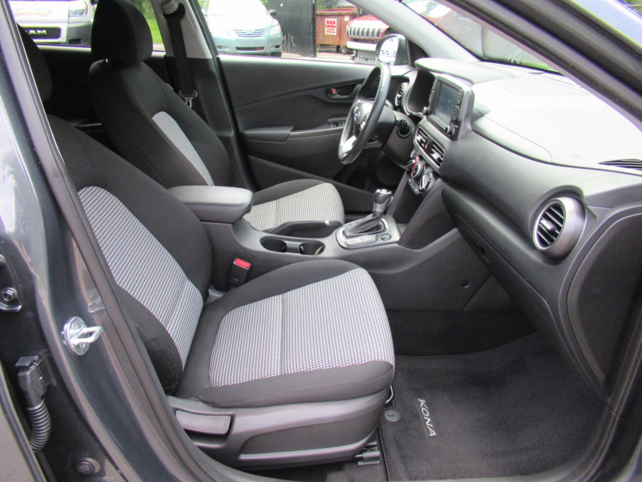 Hyundai Kona SEL AWD 2021