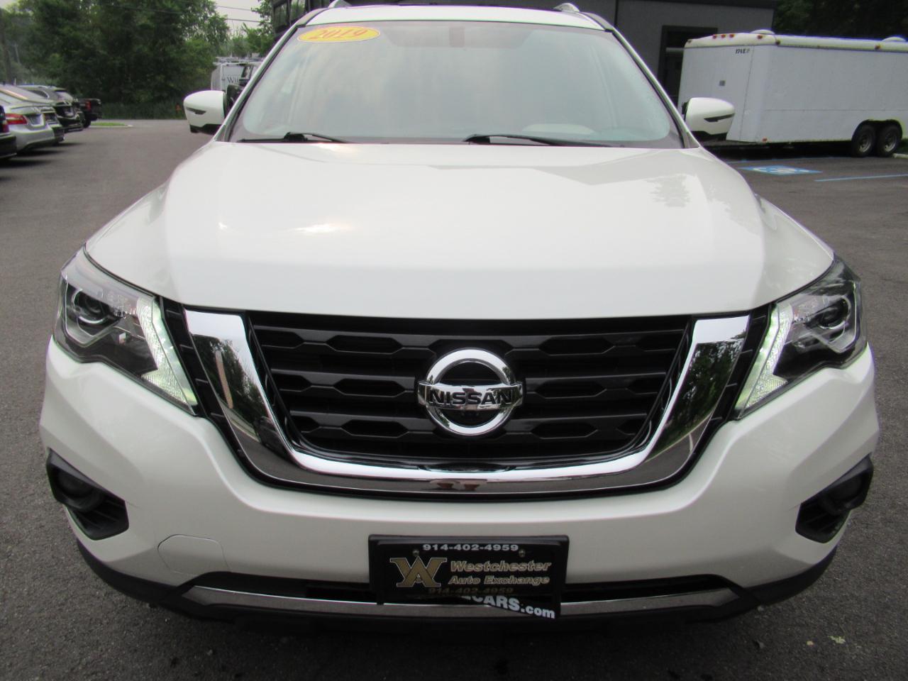 Nissan Pathfinder Platinum 4WD 2019