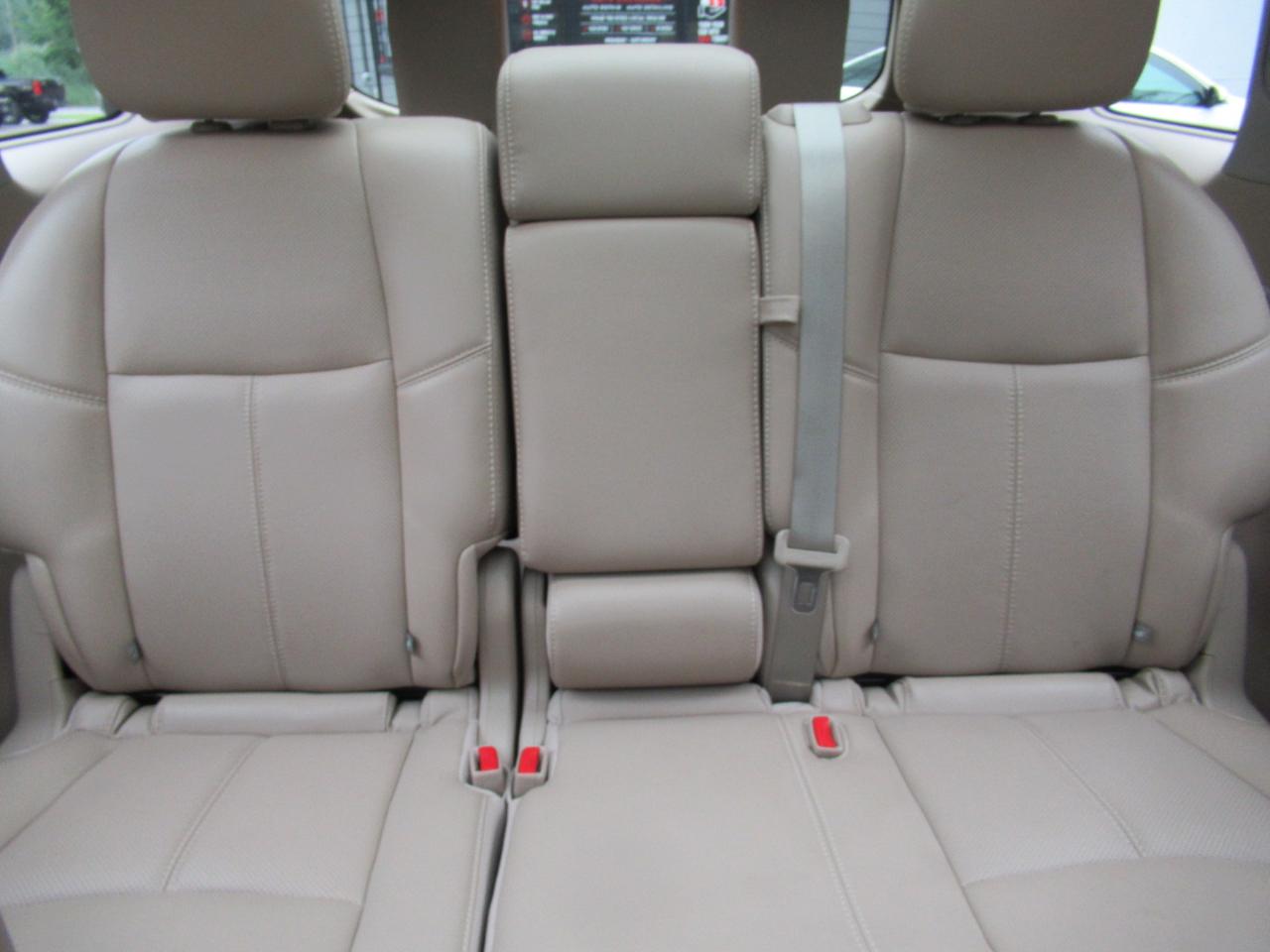 Nissan Pathfinder Platinum 4WD 2019