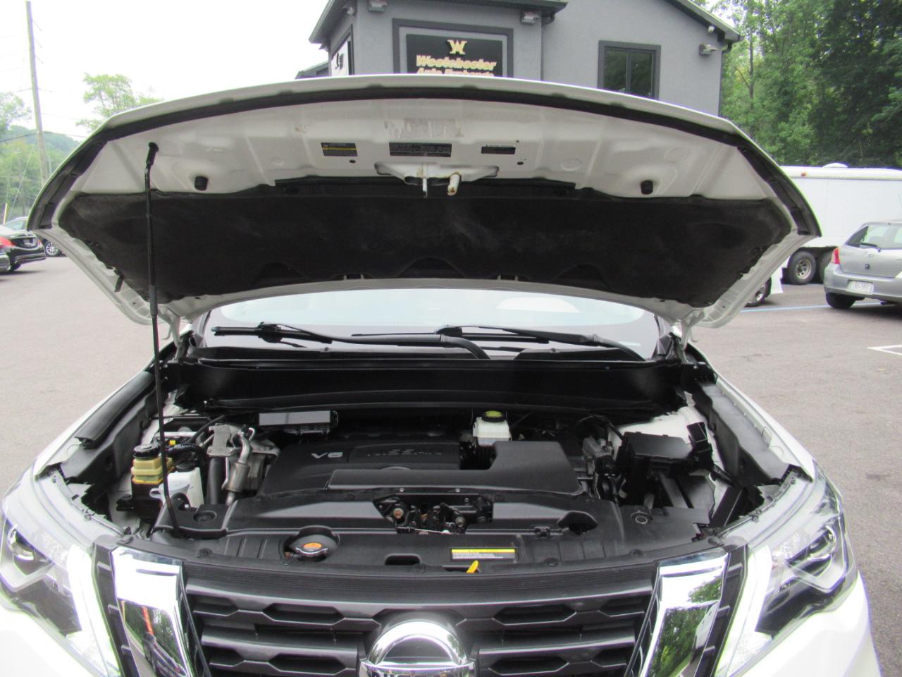 Nissan Pathfinder Platinum 4WD 2019
