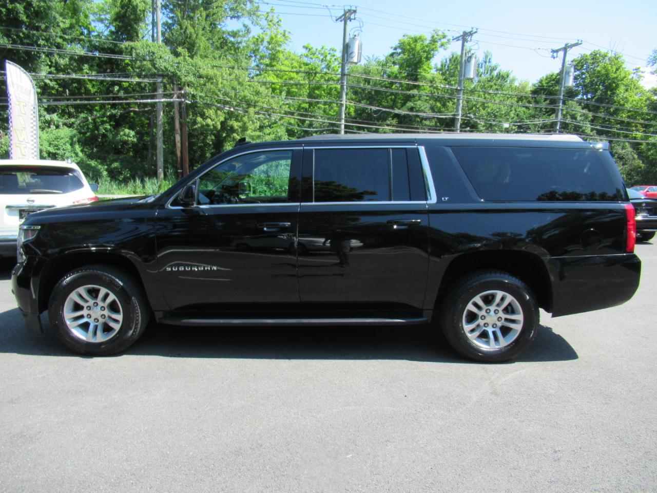 Chevrolet Suburban LT 4WD 2019