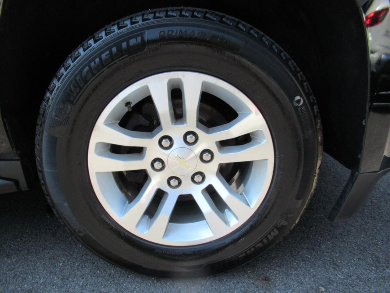 Chevrolet Suburban LT 4WD 2019