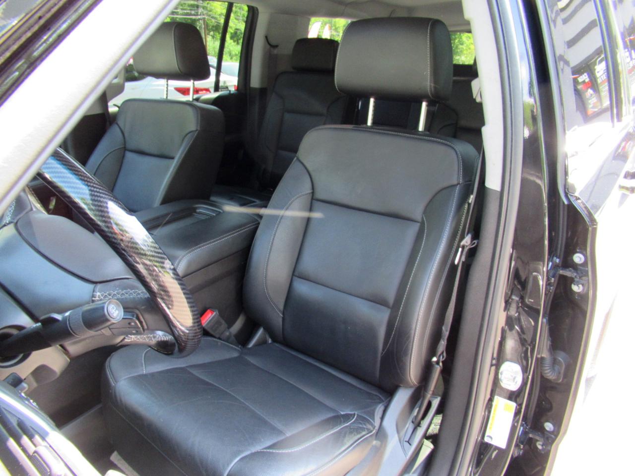 Chevrolet Suburban LT 4WD 2019