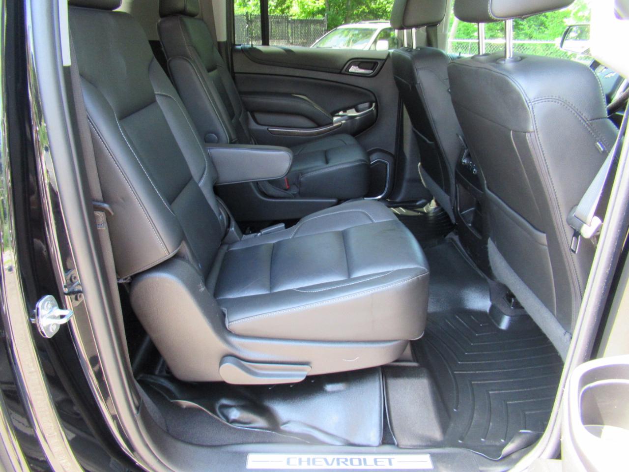 Chevrolet Suburban LT 4WD 2019