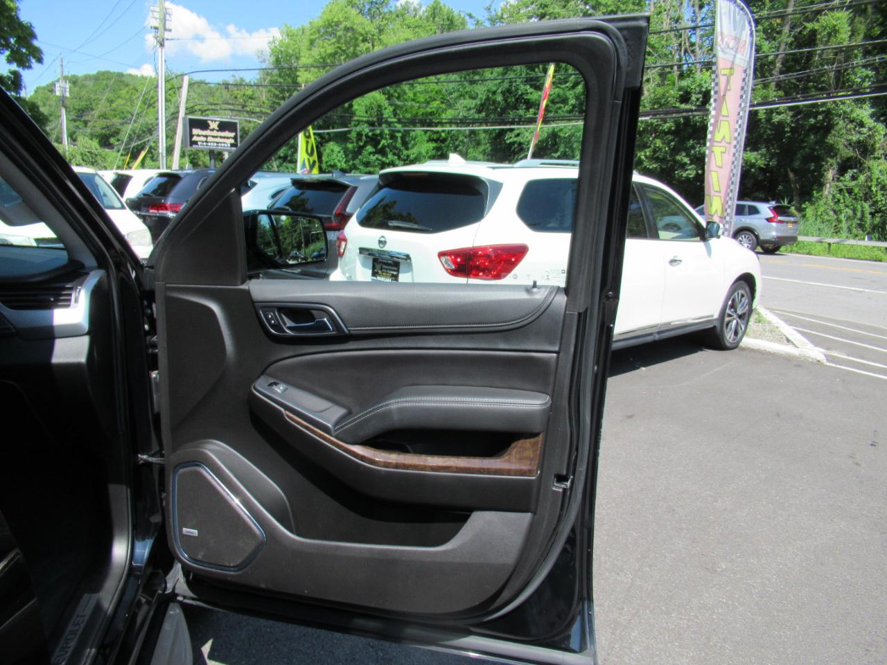 Chevrolet Suburban LT 4WD 2019