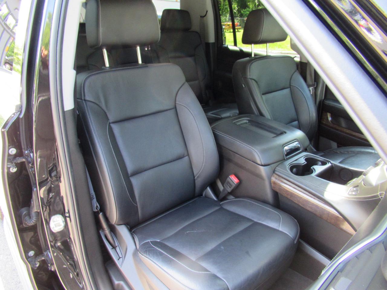 Chevrolet Suburban LT 4WD 2019