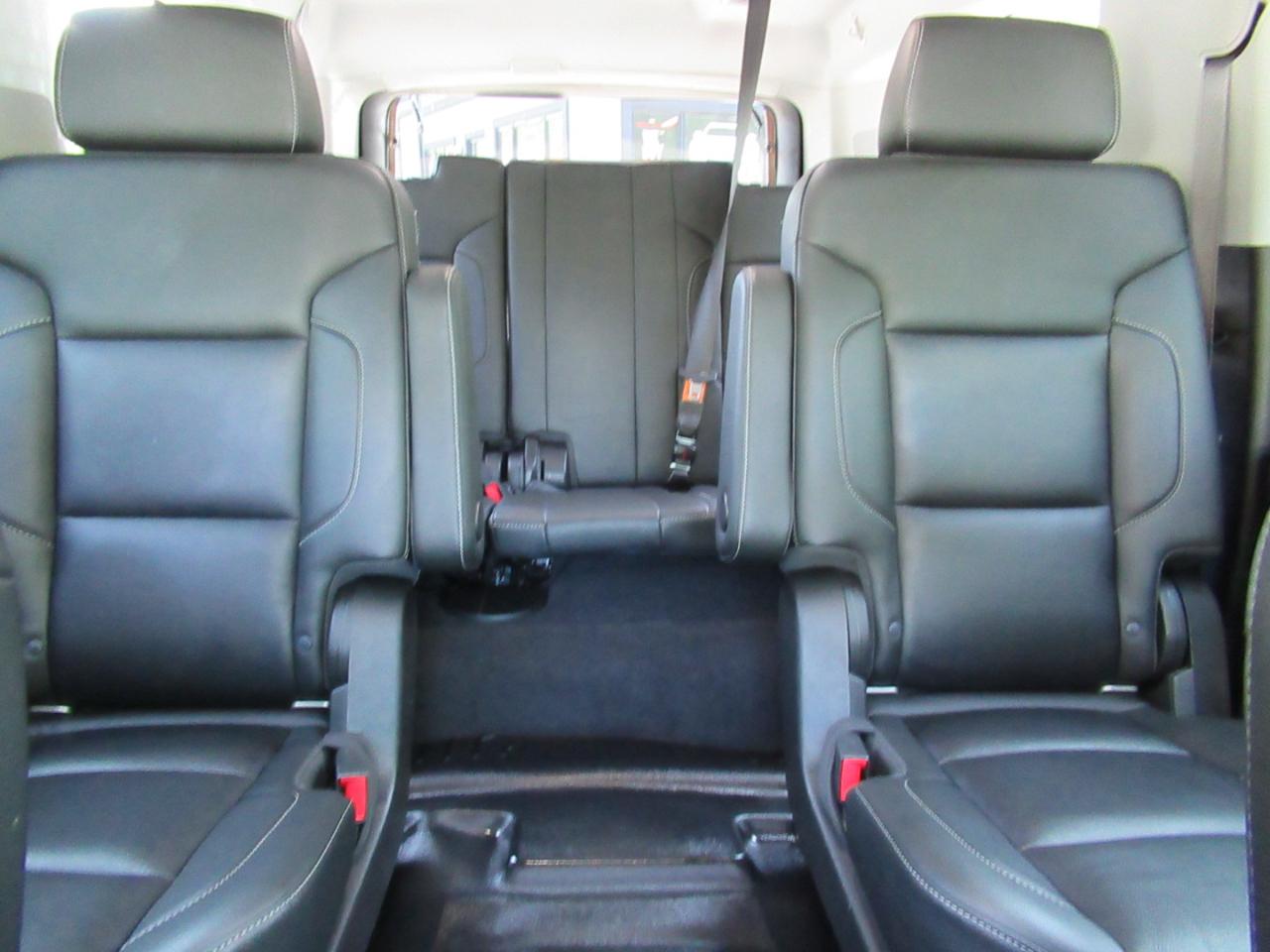 Chevrolet Suburban LT 4WD 2019