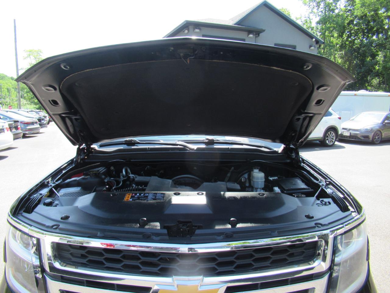 Chevrolet Suburban LT 4WD 2019