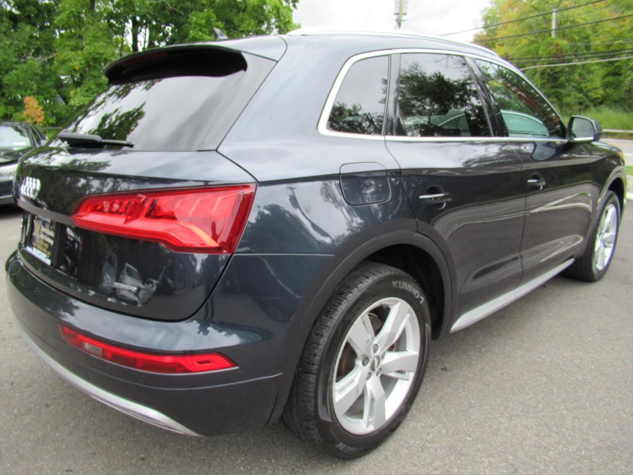 Audi Q5 2.0T Premium Plus quattro 2019