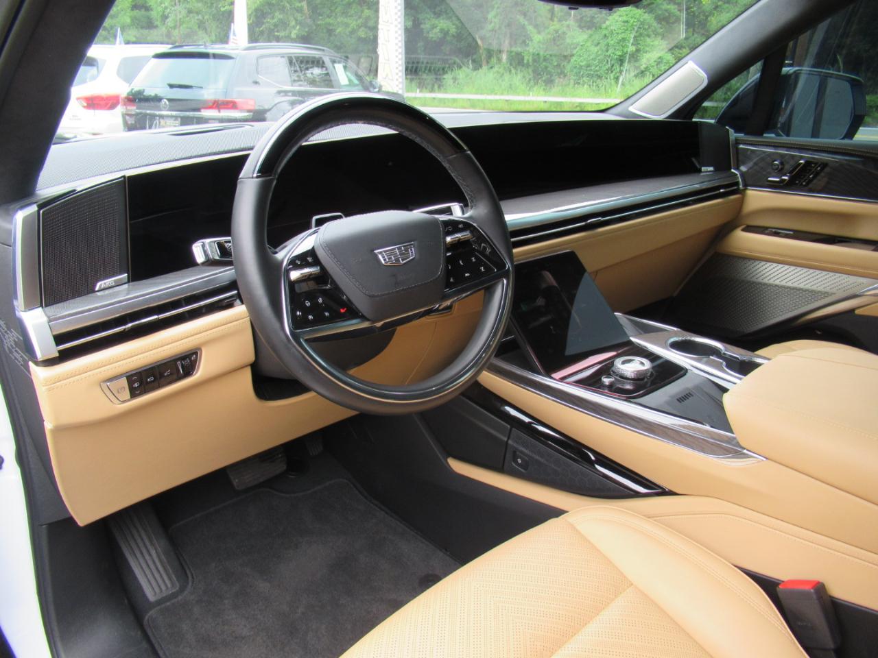 Cadillac Escalade IQL Sport-2 2026