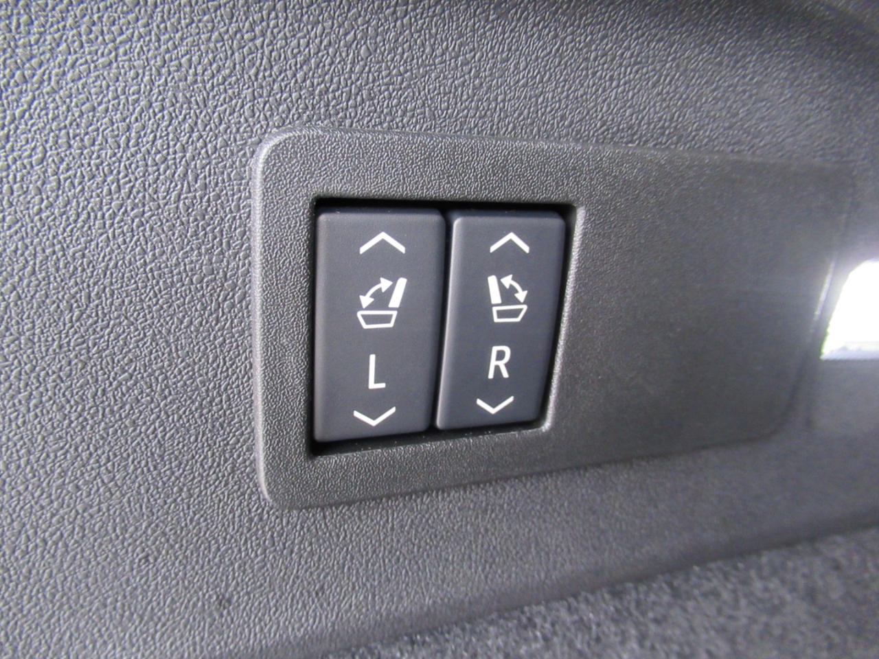Cadillac Escalade IQL Sport-2 2026