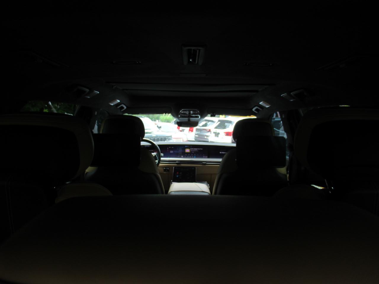 Cadillac Escalade IQL Sport-2 2026