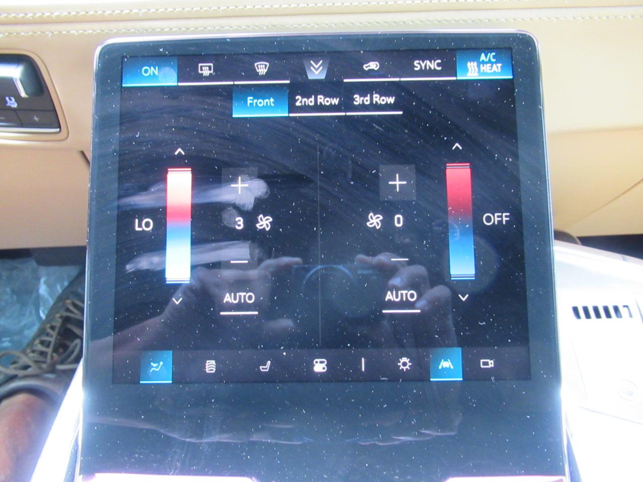 Cadillac Escalade IQL Sport-2 2026