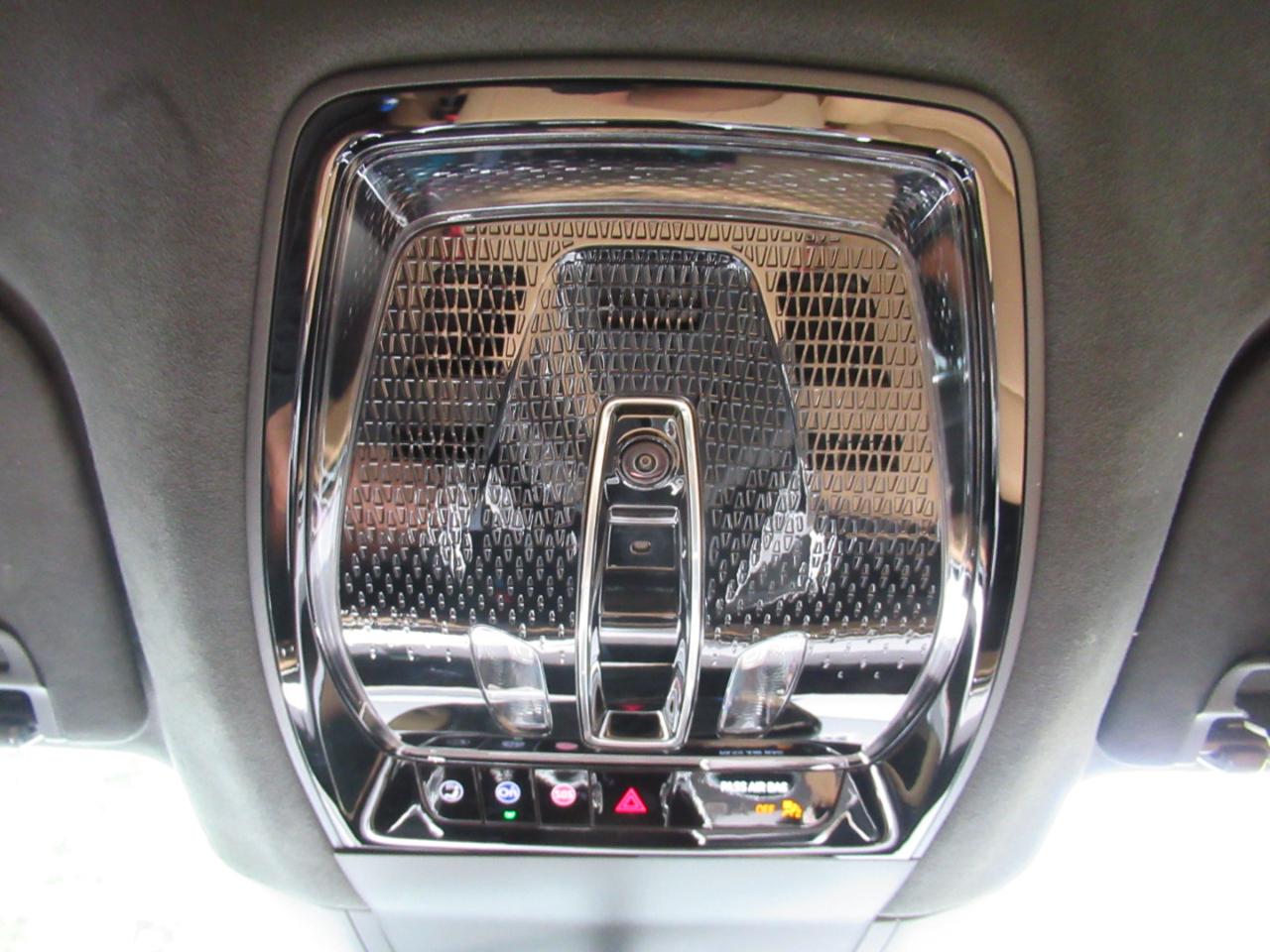 Cadillac Escalade IQL Sport-2 2026