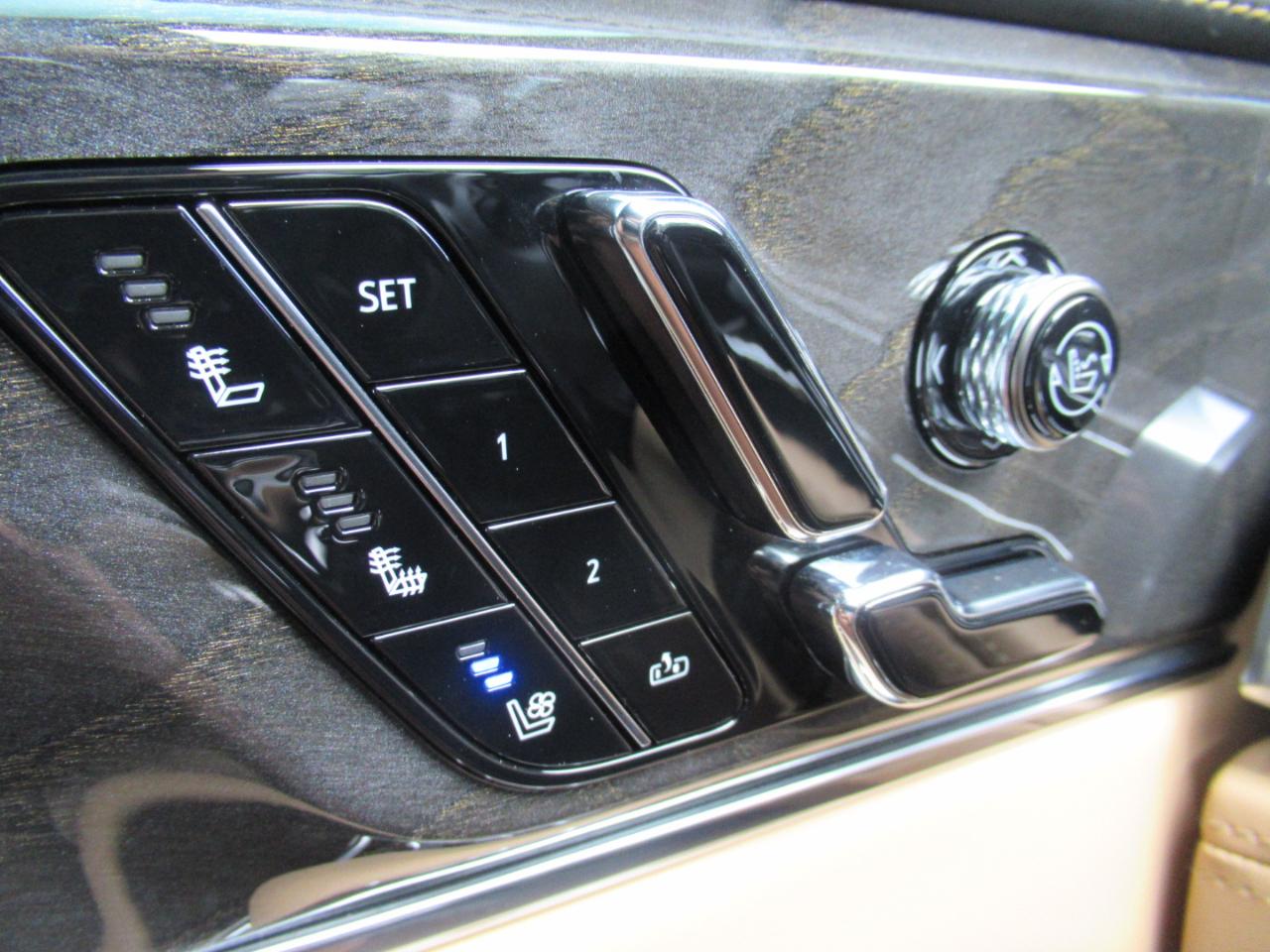 Cadillac Escalade IQL Sport-2 2026