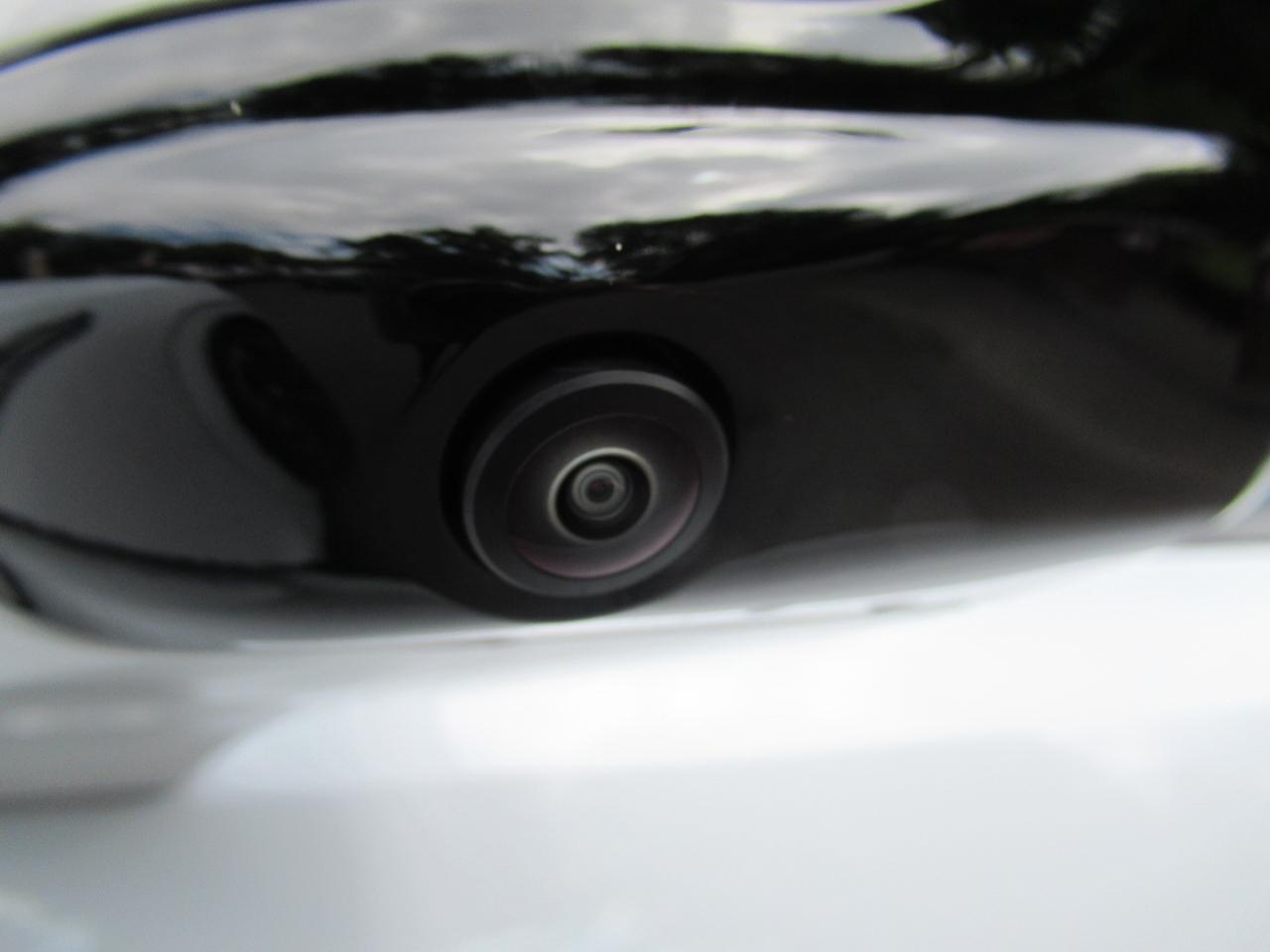 Cadillac Escalade IQL Sport-2 2026