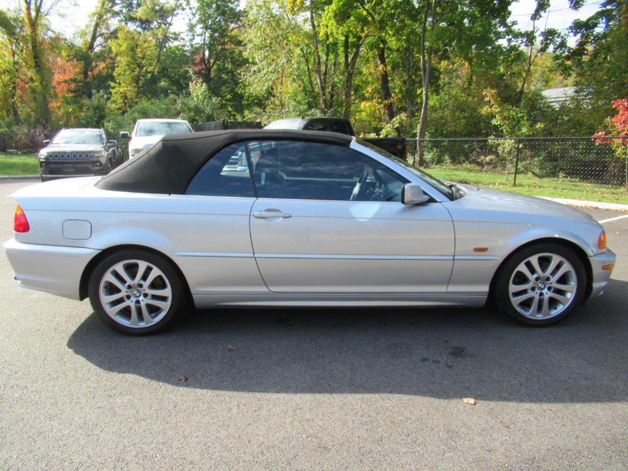 BMW 3-Series 330Ci convertible 2002