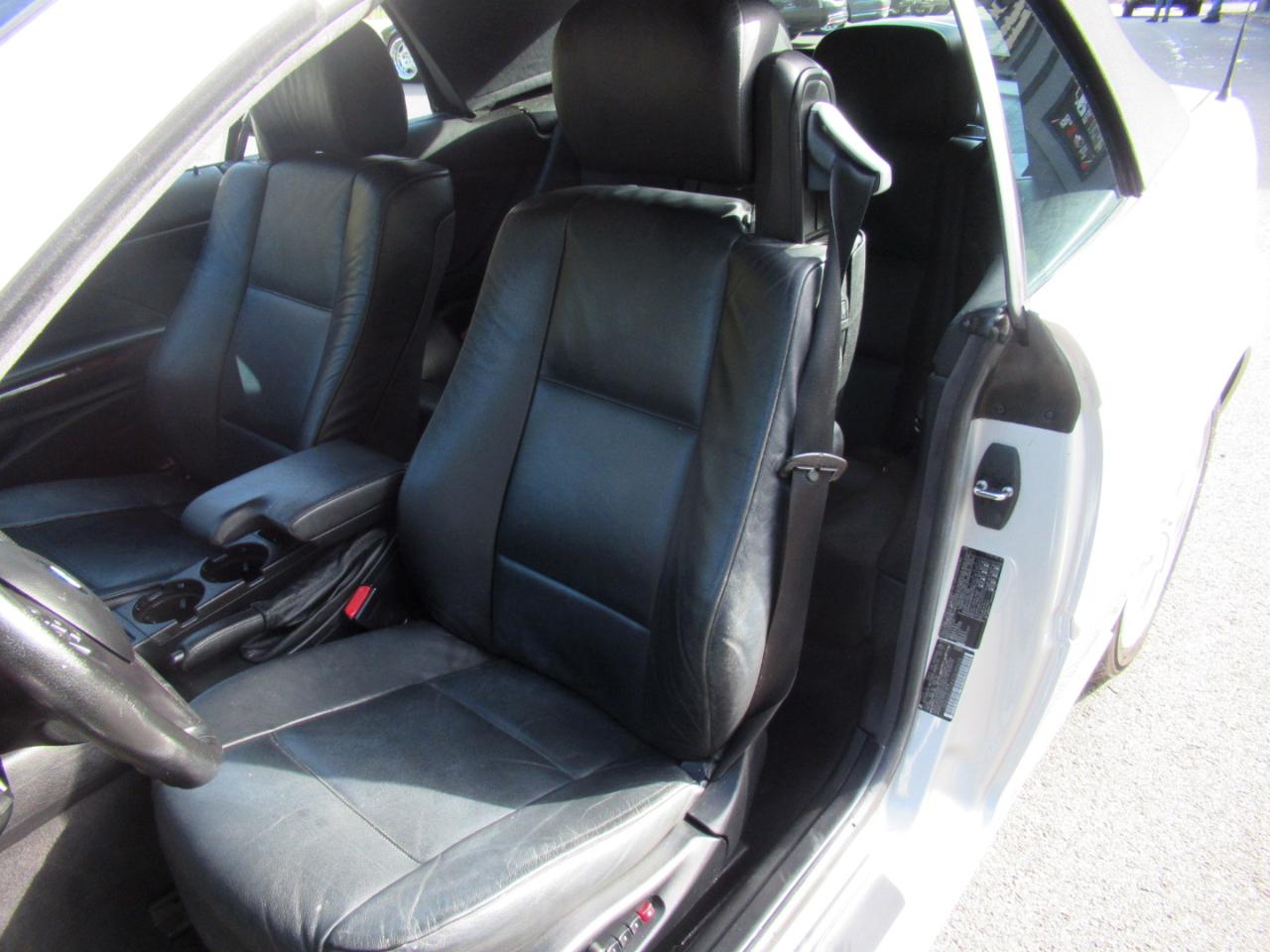 BMW 3-Series 330Ci convertible 2002