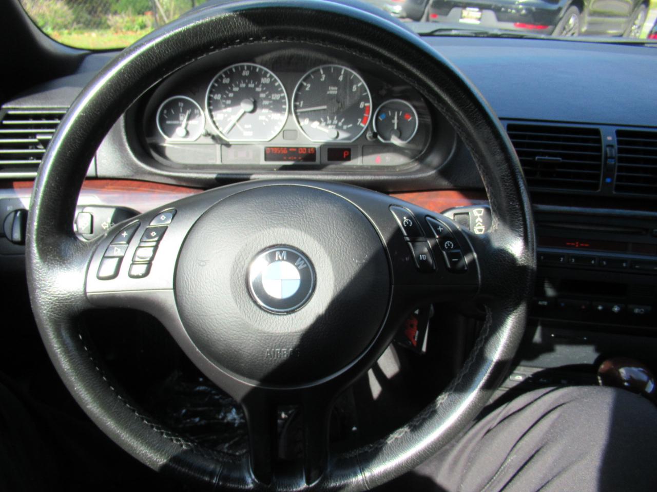 BMW 3-Series 330Ci convertible 2002