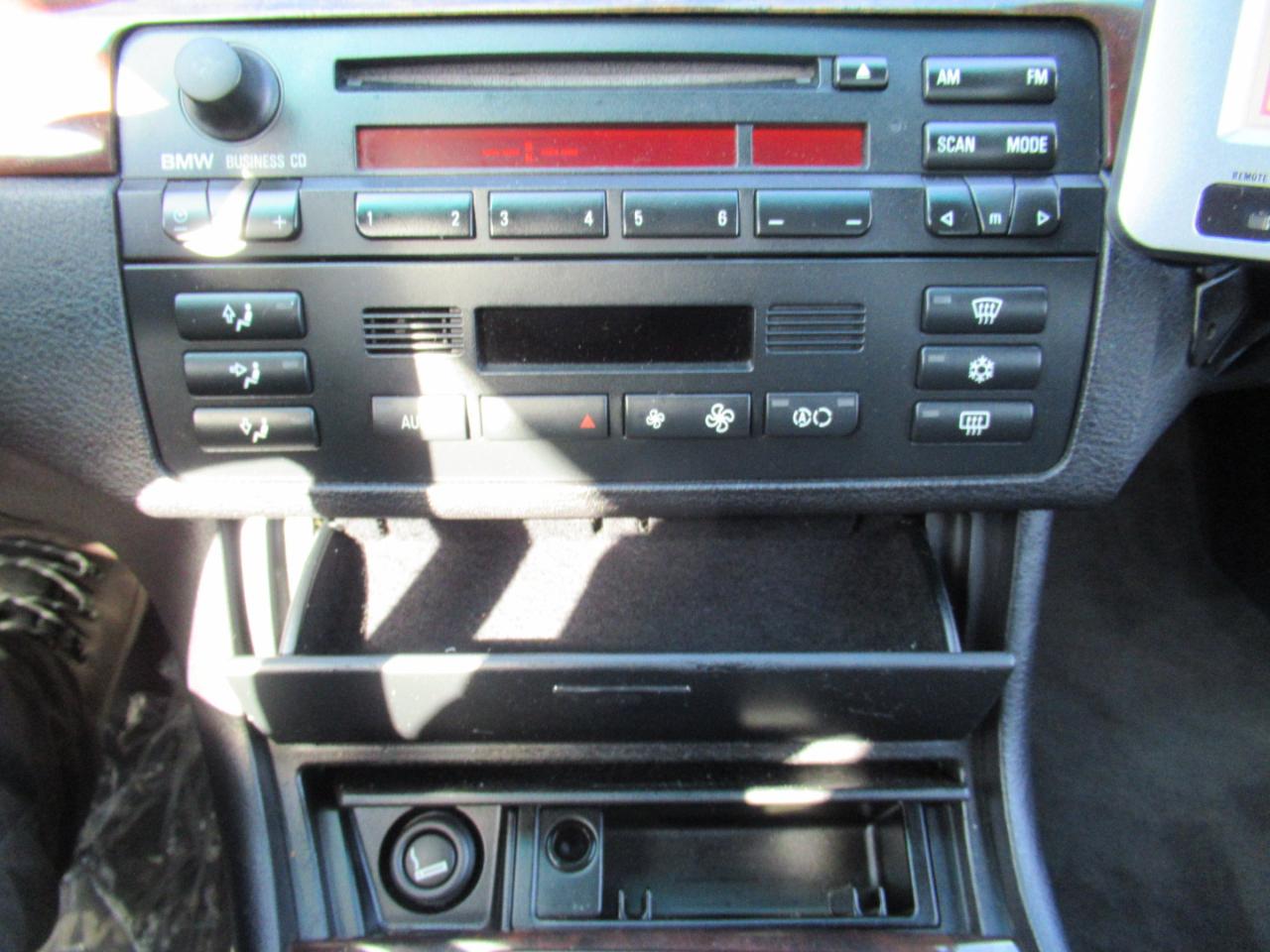 BMW 3-Series 330Ci convertible 2002