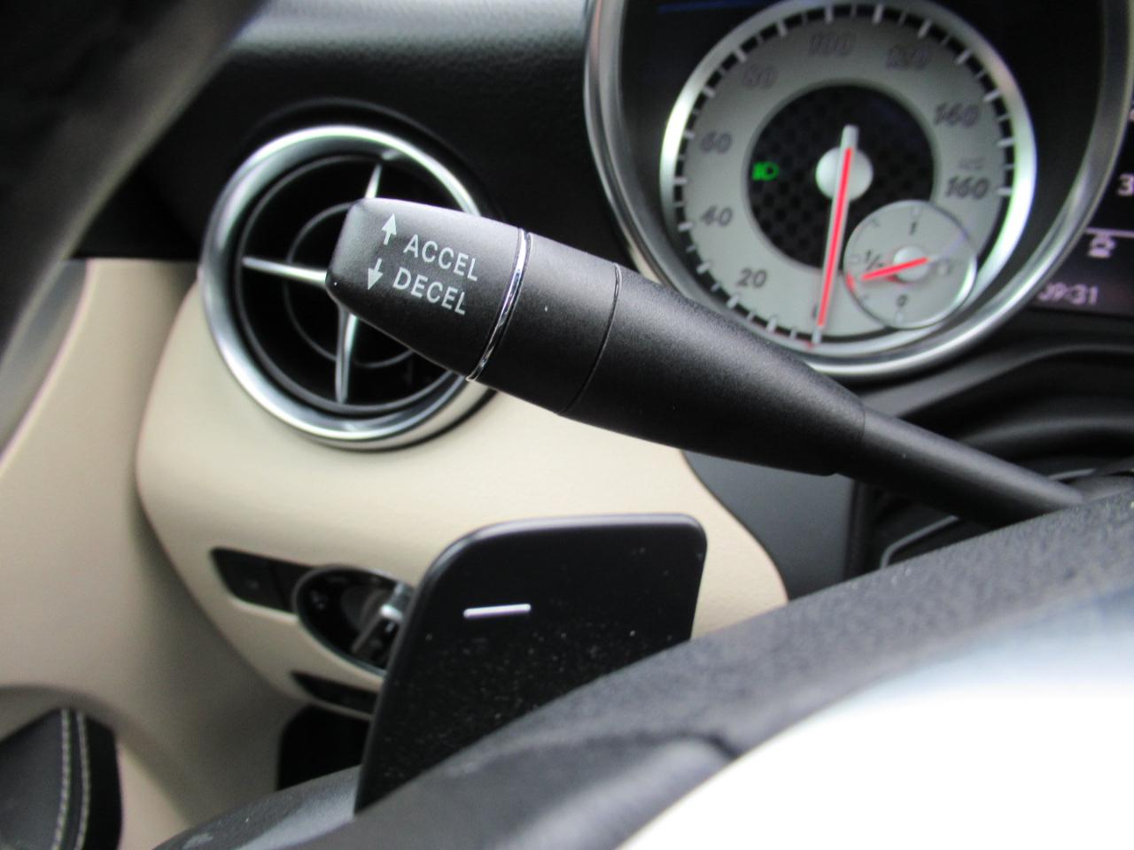 Mercedes-Benz SLK SLK350 2012