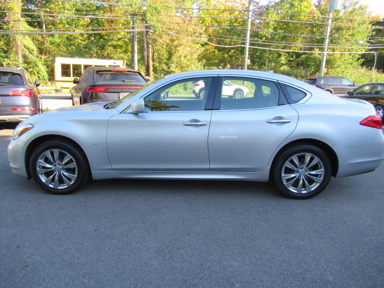 Infiniti Q70 37x 2014