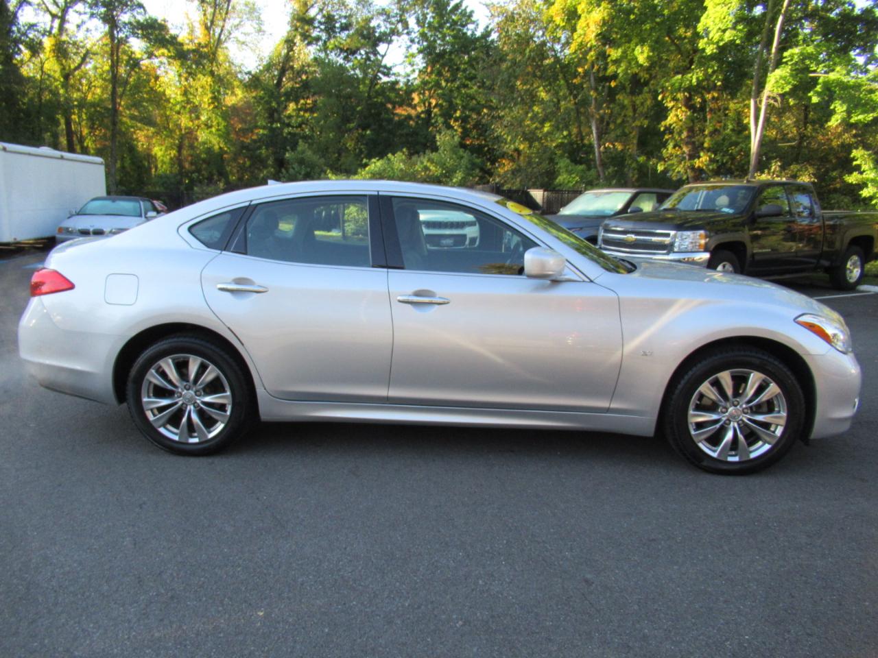 Infiniti Q70 37x 2014