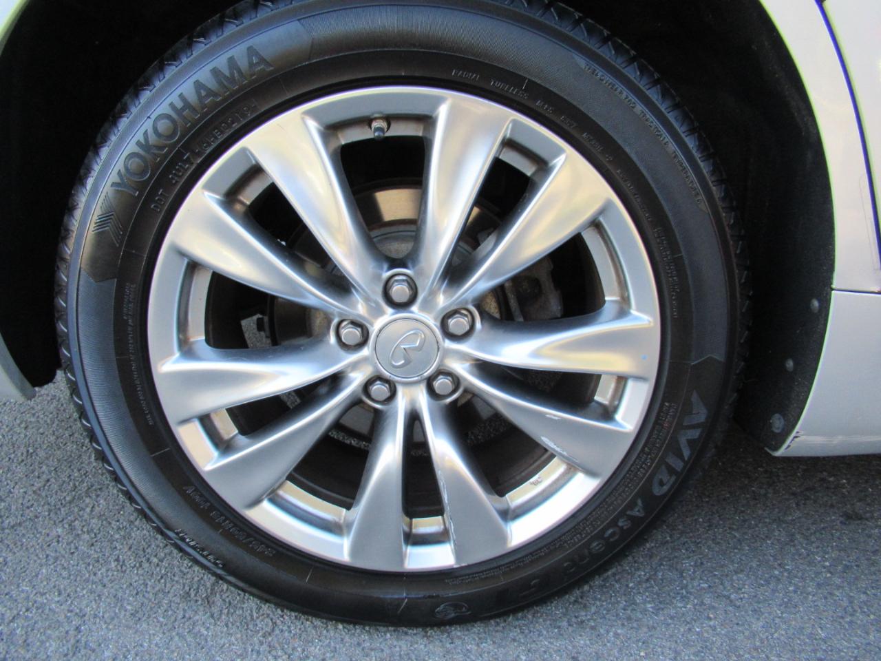 Infiniti Q70 37x 2014