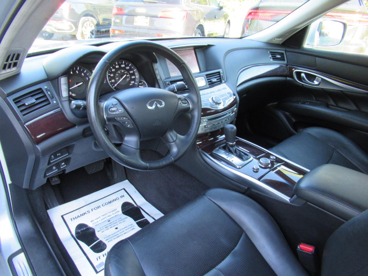 Infiniti Q70 37x 2014