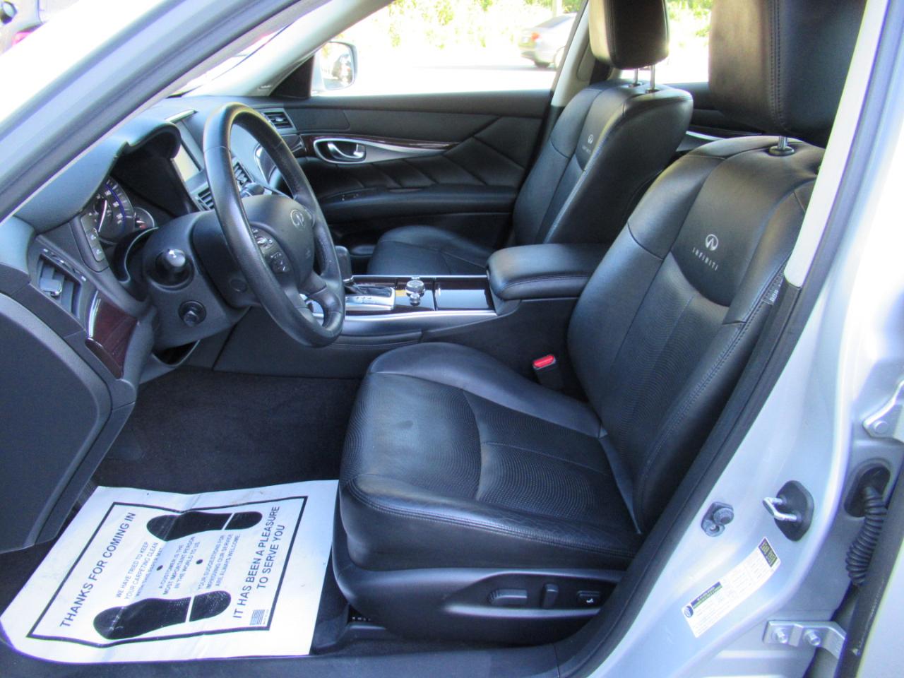 Infiniti Q70 37x 2014