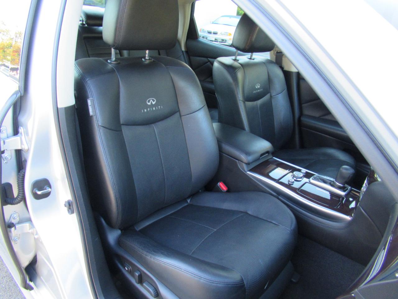 Infiniti Q70 37x 2014