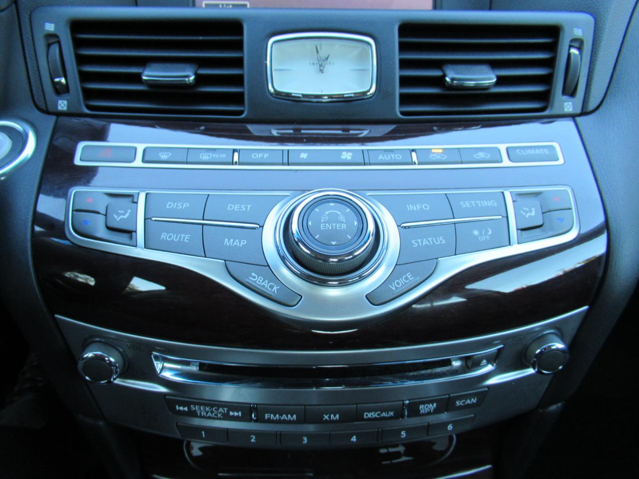 Infiniti Q70 37x 2014