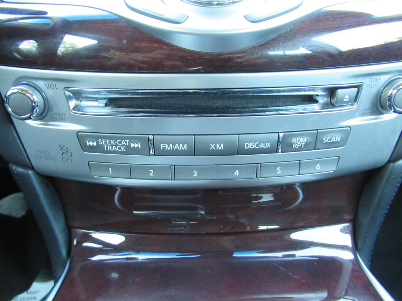 Infiniti Q70 37x 2014