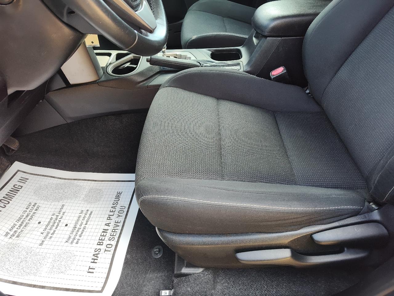 Toyota RAV4 XLE AWD (Natl) 2018