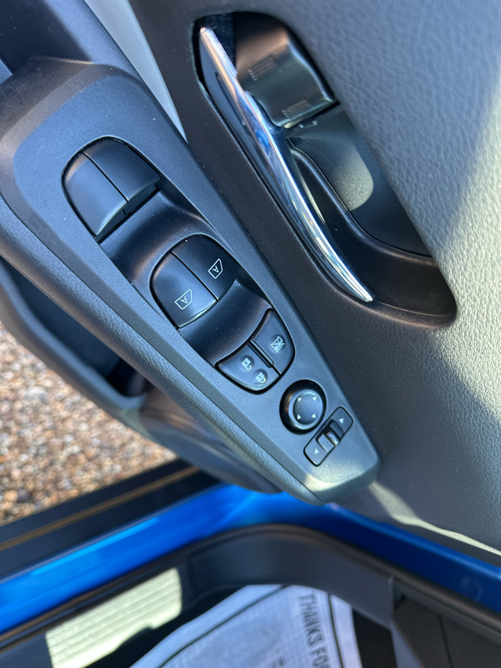 Nissan Kicks SR FWD 2023