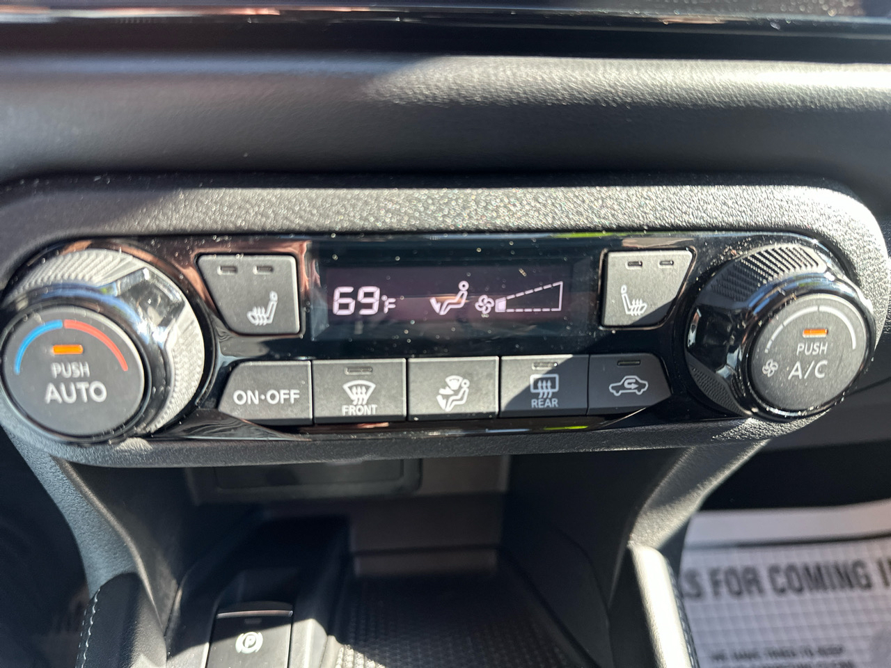 Nissan Kicks SR FWD 2023