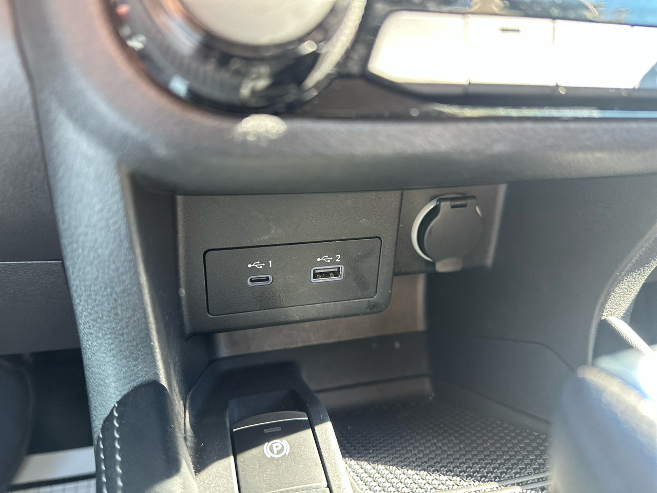 Nissan Kicks SR FWD 2023