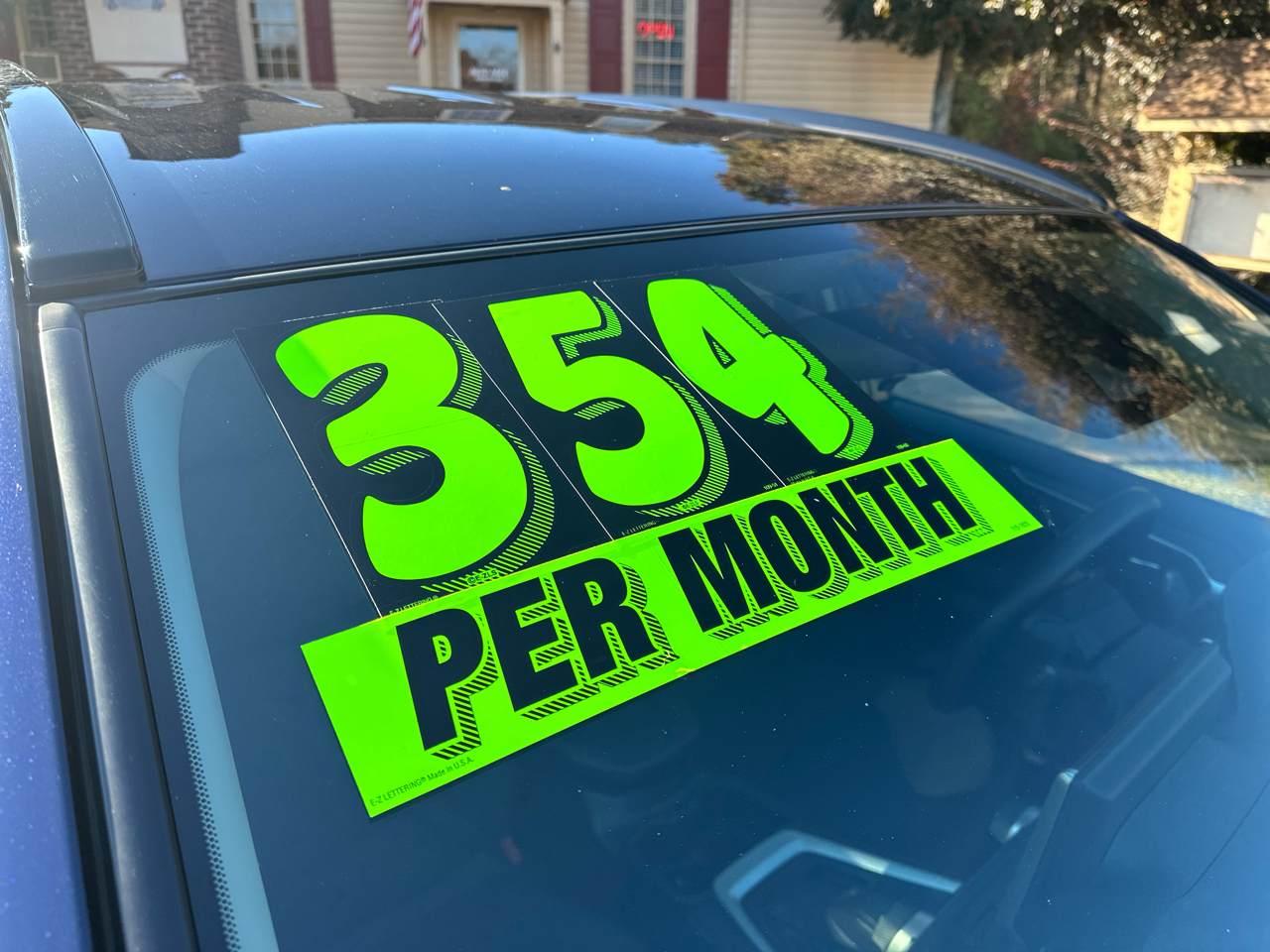 Toyota RAV4 XLE FWD (Natl) 2024