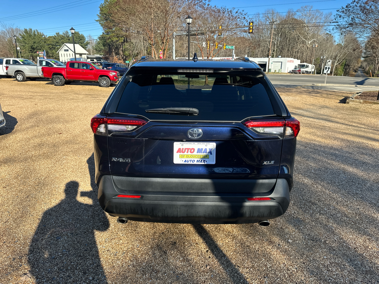 Toyota RAV4 XLE FWD (Natl) 2024