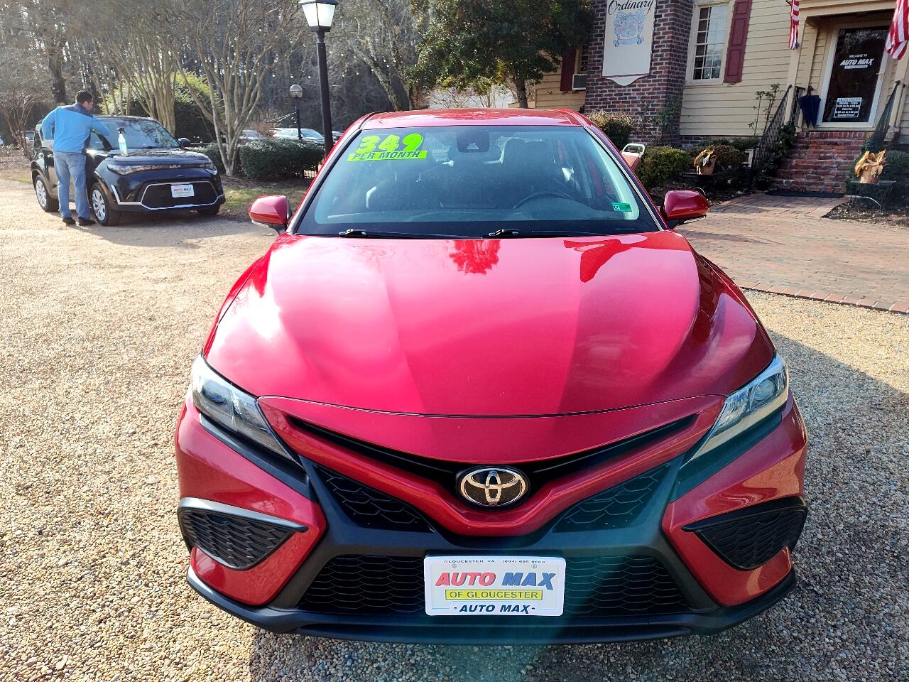 Toyota Camry SE Auto (Natl) 2024