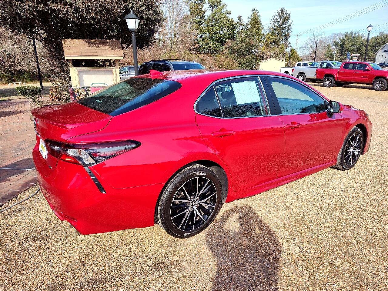 Toyota Camry SE Auto (Natl) 2024