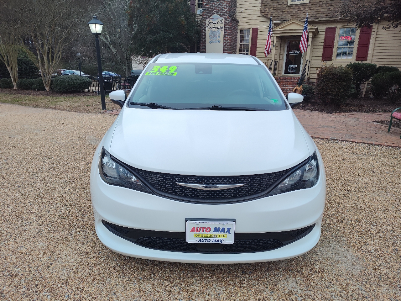 Chrysler Voyager LX FWD 2023