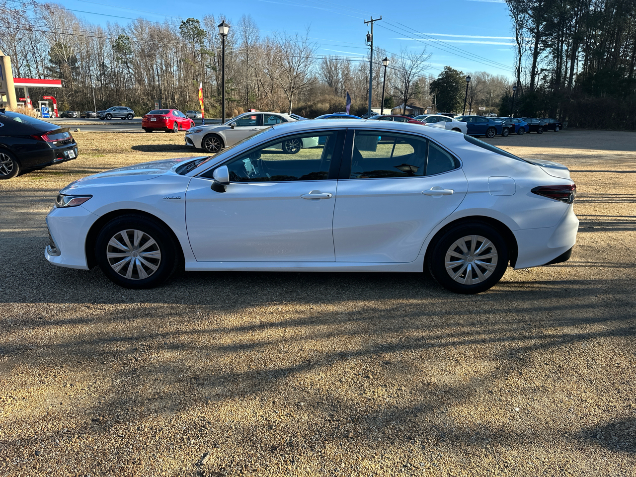Toyota Camry Hybrid LE CVT (Natl) 2021