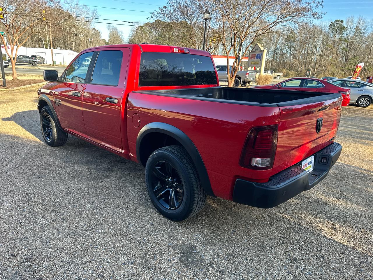 RAM 1500 Classic Warlock 4x4 Crew Cab 5'7" Box 2024