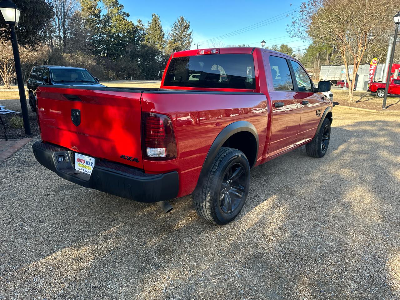 RAM 1500 Classic Warlock 4x4 Crew Cab 5'7" Box 2024