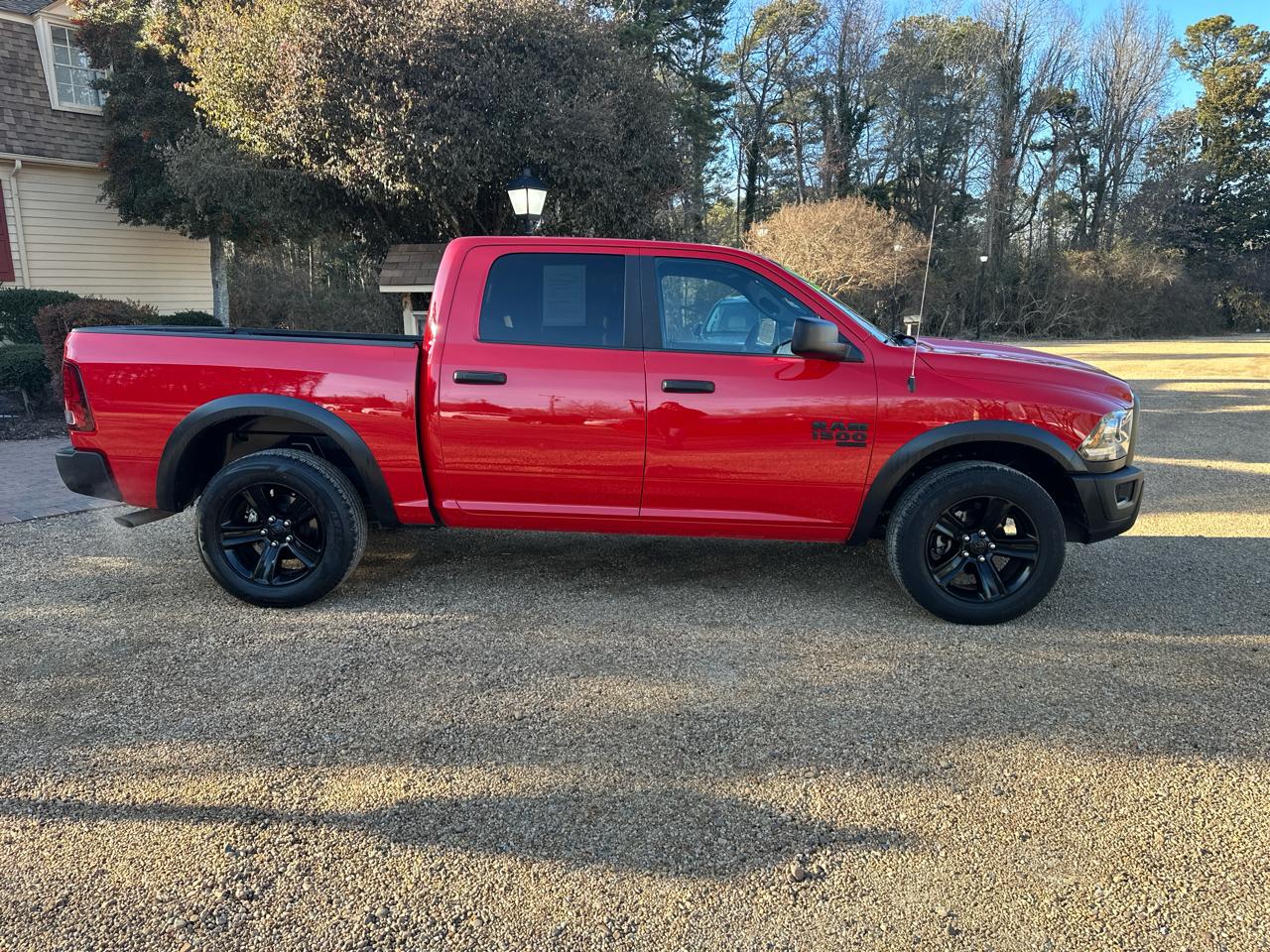 RAM 1500 Classic Warlock 4x4 Crew Cab 5'7" Box 2024