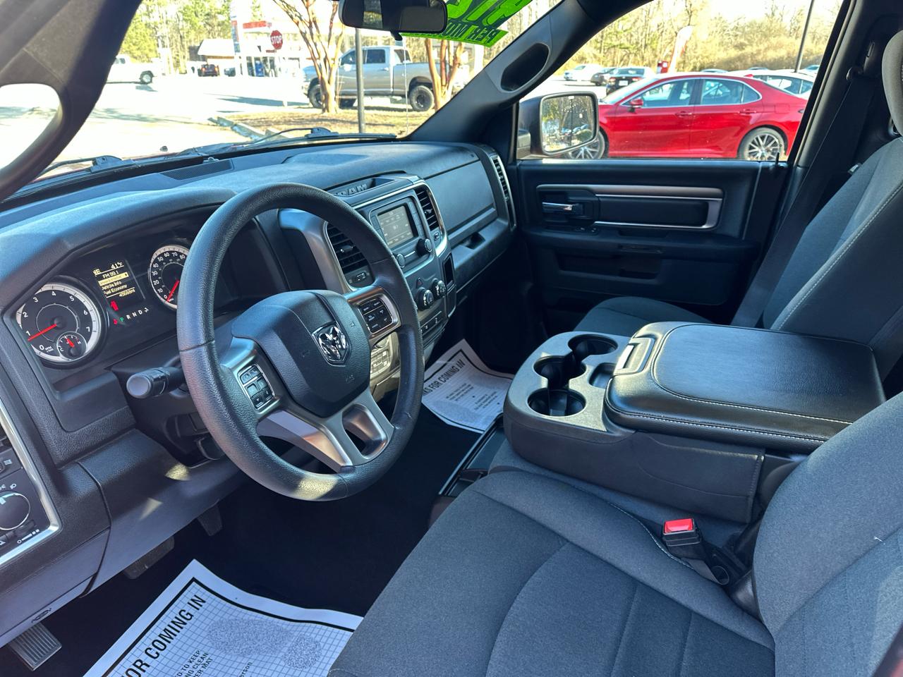 RAM 1500 Classic Warlock 4x4 Crew Cab 5'7" Box 2024